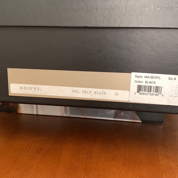 BCBG Beryl knee high boots 8 - Picture 2 of 8